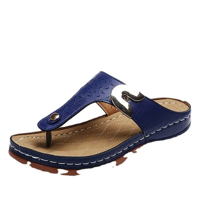 2022 Summer New Women's Metal Decor Feature Pattern Wedge Flip-Flops