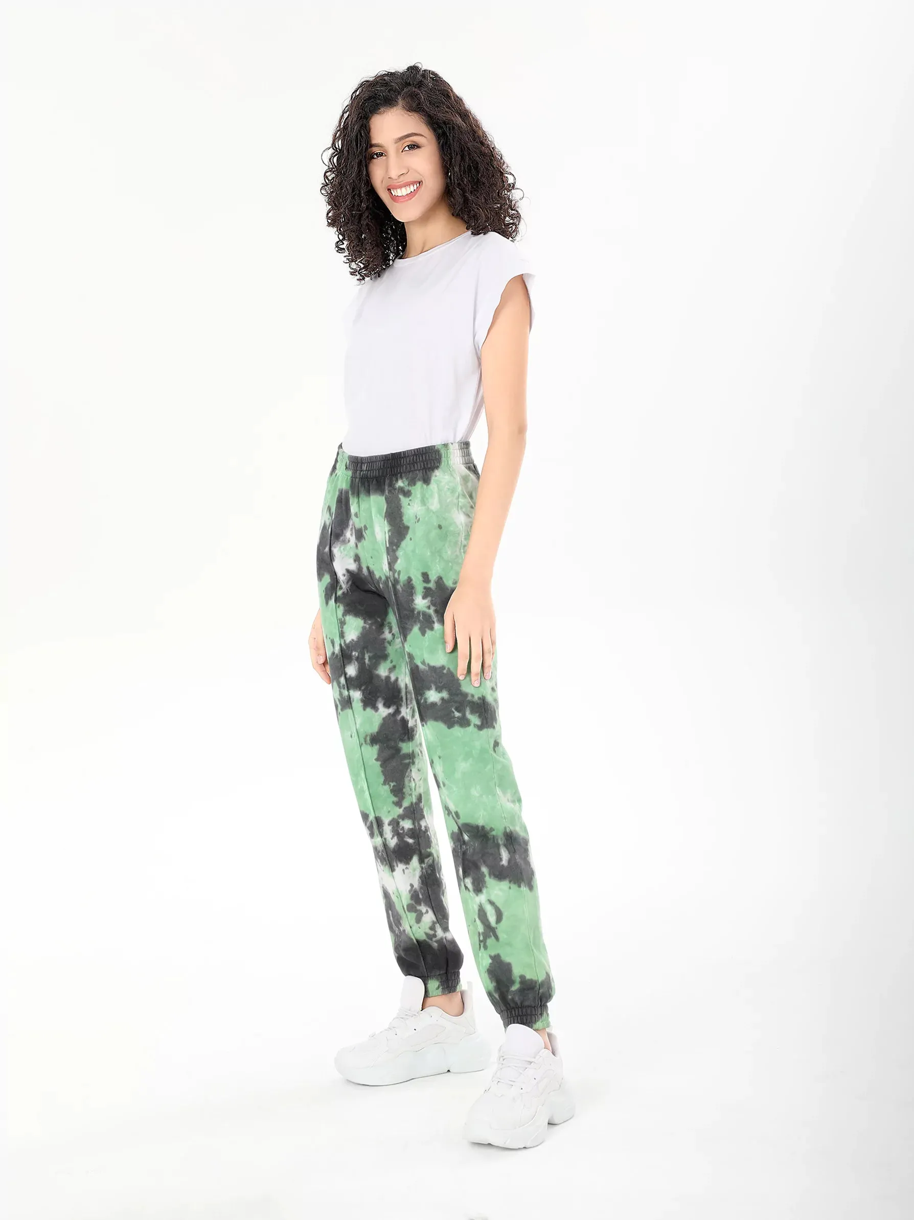 Batik Green Sweatpant