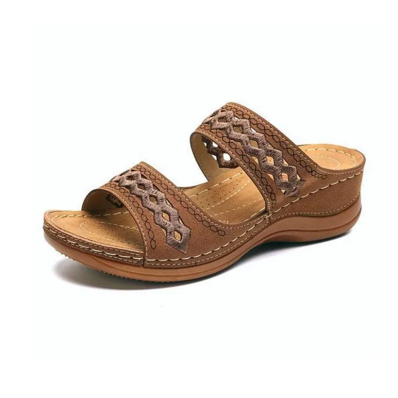 Cilool  With Arch  Support Women's Wedge Comfortable Platform Slippers