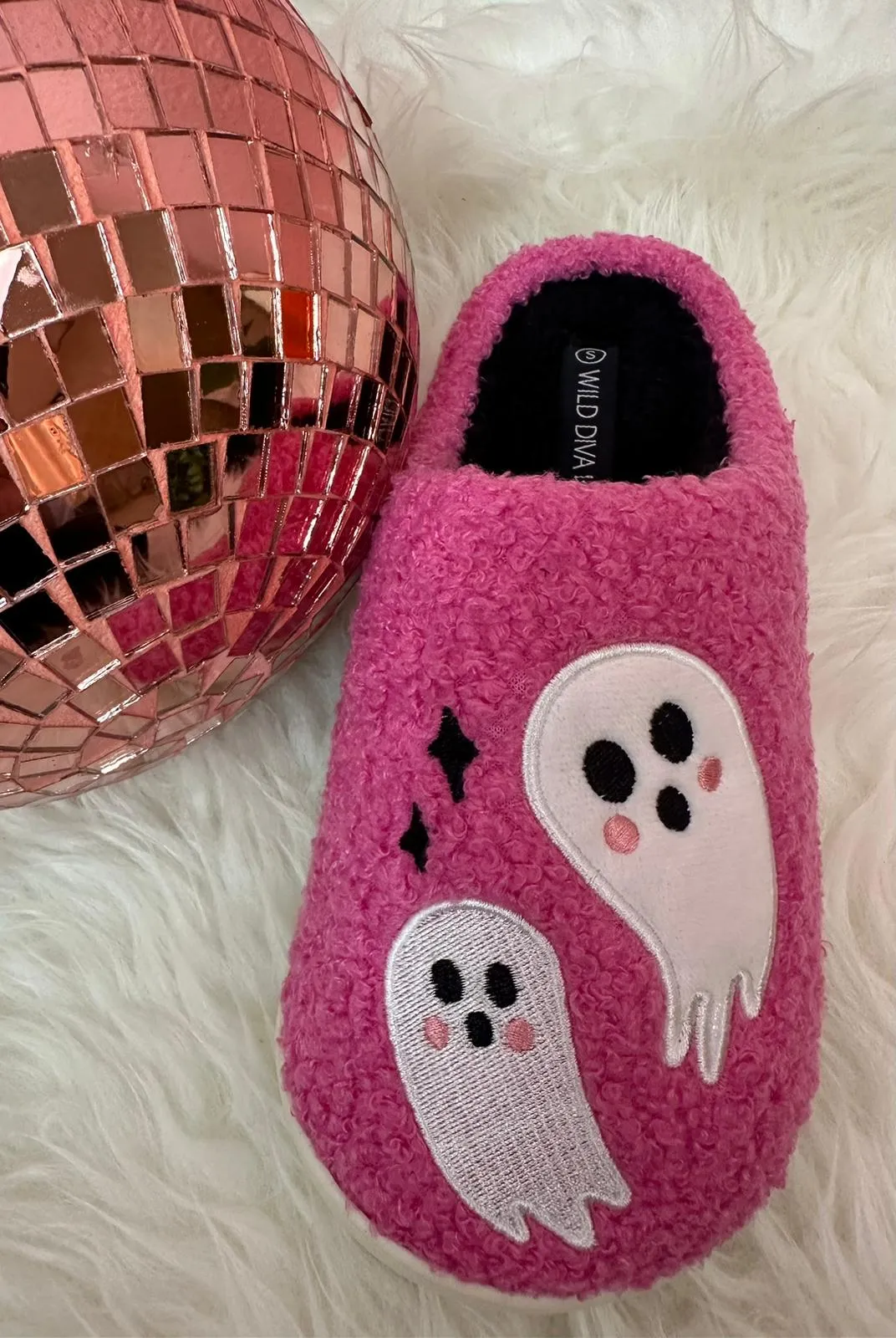 Wild Diva Women's Spooky Halloween Fuzzy Cute Ghosts Closed Toe Slide Slippers Slides