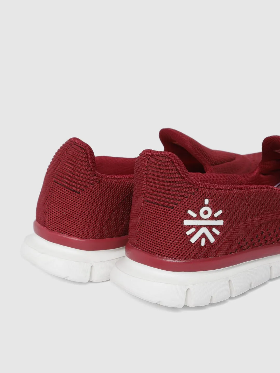 Women's Slyptuck Walking Maroon Footgear