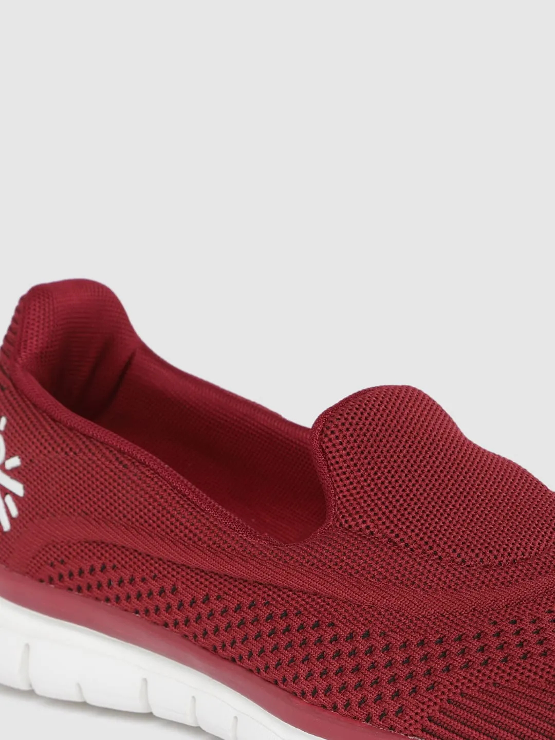 Women's Slyptuck Walking Maroon Footgear